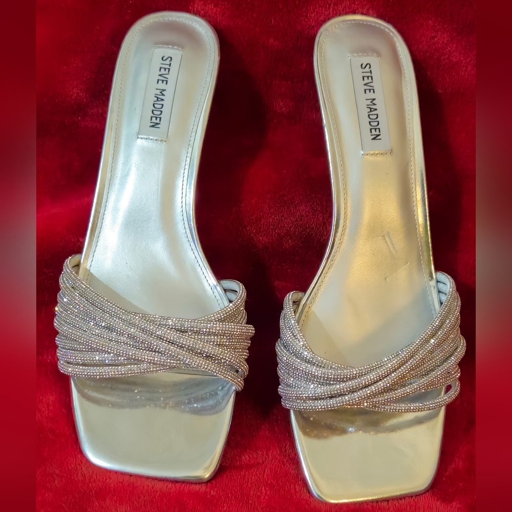 NWT- Steve Madden Solange Silver Rhinestone Women's Kitten Heels Slip-On-Size 11